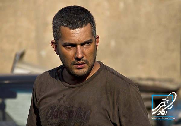 حامد بهداد در انتهای خیابان هشتم